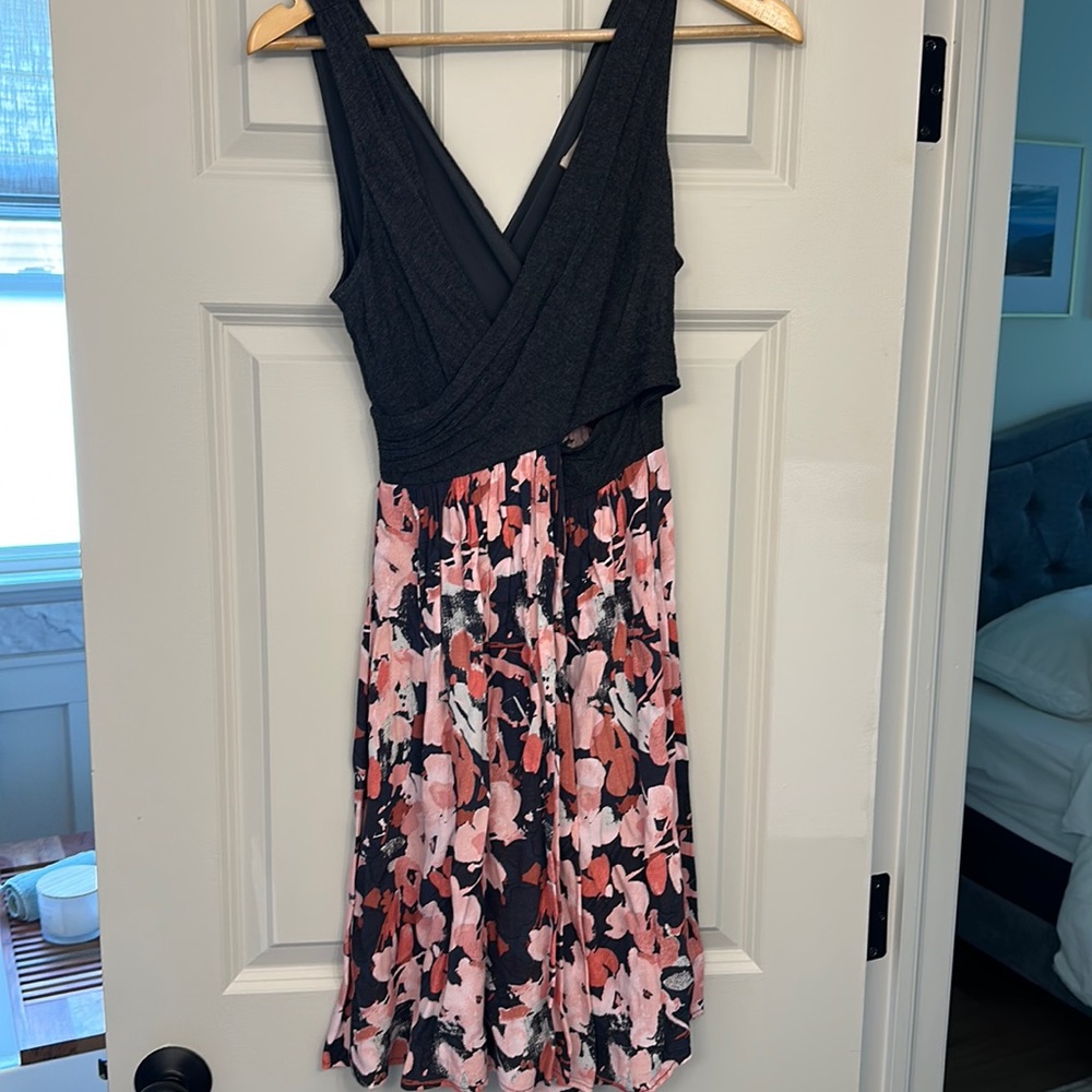 The Loft beautiful mini dress with pretty crossover top detail.